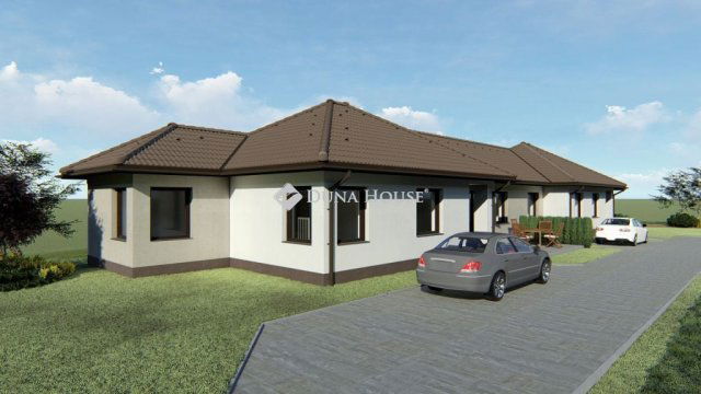 Eladó ikerház, Nyáregyházán, Árpád úton 75 M Ft, 4 szobás