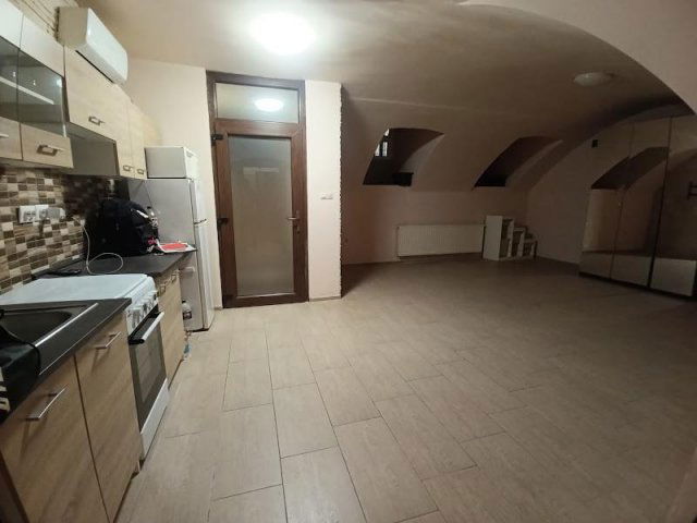 Eladó üzlethelyiség, Budapesten, VIII. kerületben 34.5 M Ft