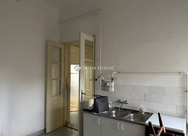 Eladó téglalakás, Szegeden 42.5 M Ft, 2 szobás