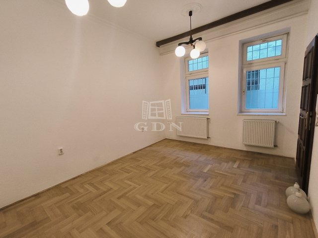 Kiadó üzlethelyiség, Budapesten, IX. kerületben 241 E Ft / hó