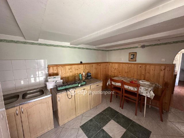 Eladó családi ház, Csévharaszton 60 M Ft, 1+1 szobás