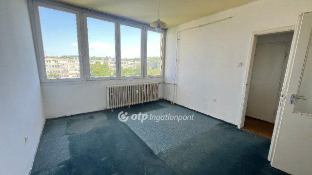Eladó téglalakás, Egerben 32.5 M Ft, 2 szobás