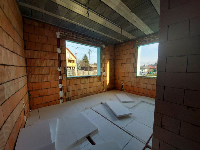 Eladó családi ház, Érden 99.9 M Ft, 4 szobás