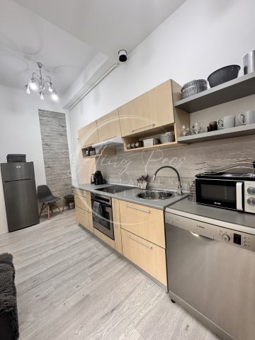 Eladó téglalakás, Pécsett 78 M Ft, 3 szobás