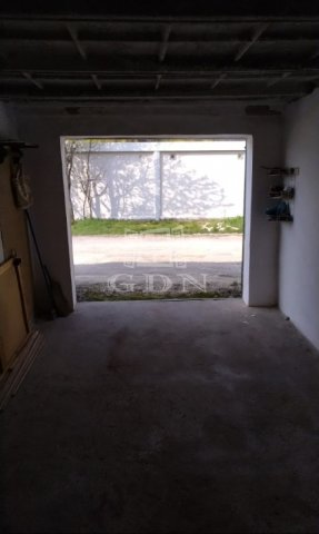 Eladó garázs, Székesfehérvárott 8.5 M Ft / költözzbe.hu