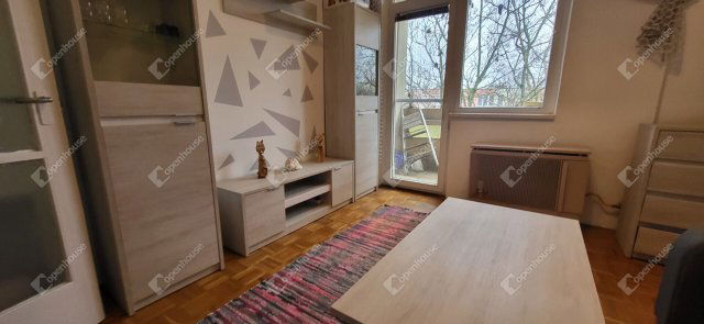 Eladó téglalakás, Szegeden 59.9 M Ft, 2 szobás