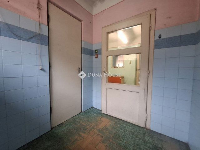 Eladó családi ház, Gyálon 77 M Ft, 3 szobás