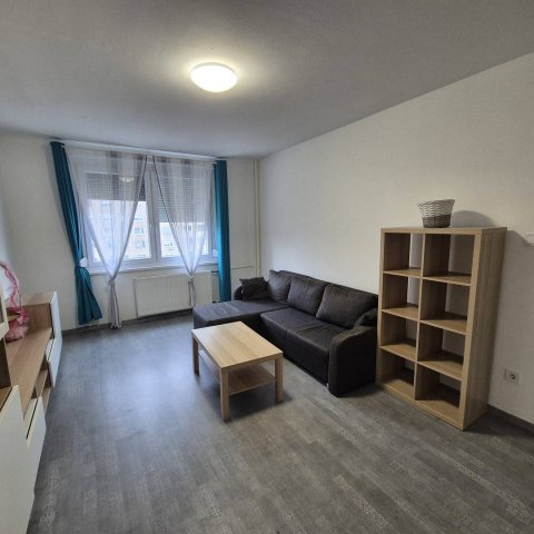 Eladó panellakás, Miskolcon 33.4 M Ft, 2 szobás