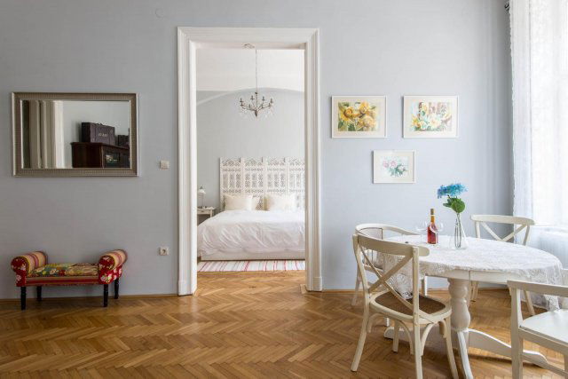 Kiadó téglalakás, albérlet, Budapesten, VI. kerületben