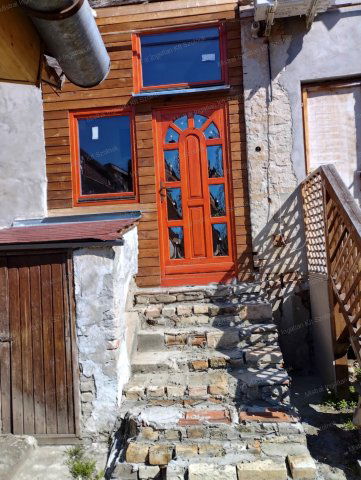 Eladó téglalakás, Szolnokon 19 M Ft, 1 szobás