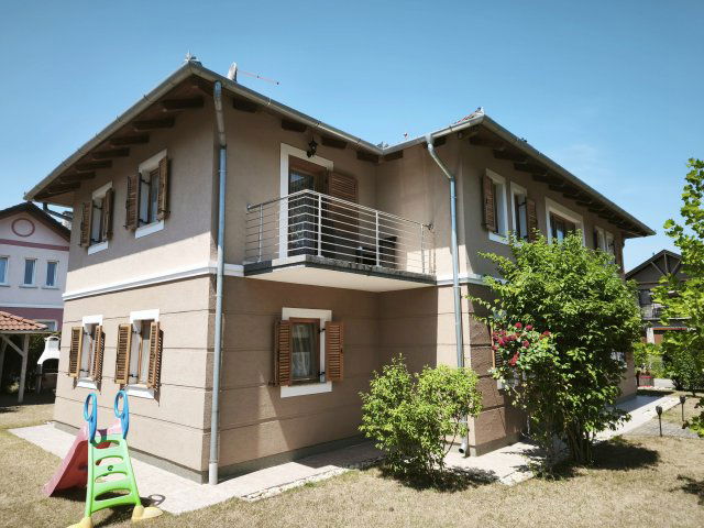 Eladó hotel, Balatonlelleén 404 M Ft, 8 szobás