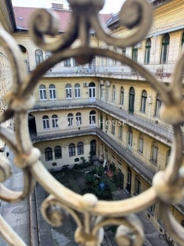 Eladó téglalakás, Budapesten, IX. kerületben 86 M Ft, 3 szobás