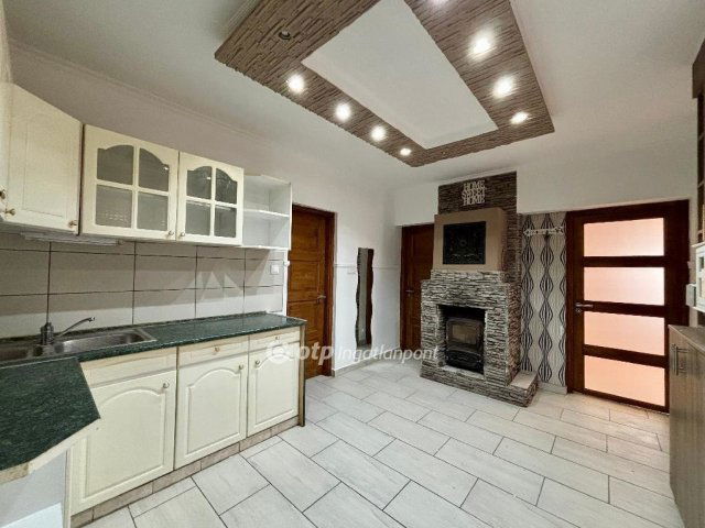 Eladó családi ház, Kállósemjénen 28.5 M Ft, 2 szobás