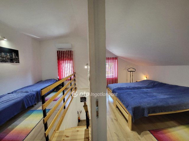 Eladó ikerház, Siófokon 85 M Ft, 3+1 szobás