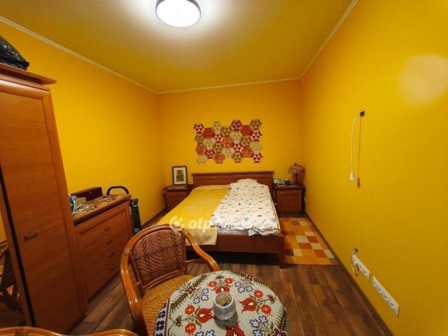 Eladó családi ház, Kiskunlacházán 59.9 M Ft, 4 szobás