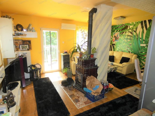 Eladó családi ház, Domonyban 68.7 M Ft, 3 szobás