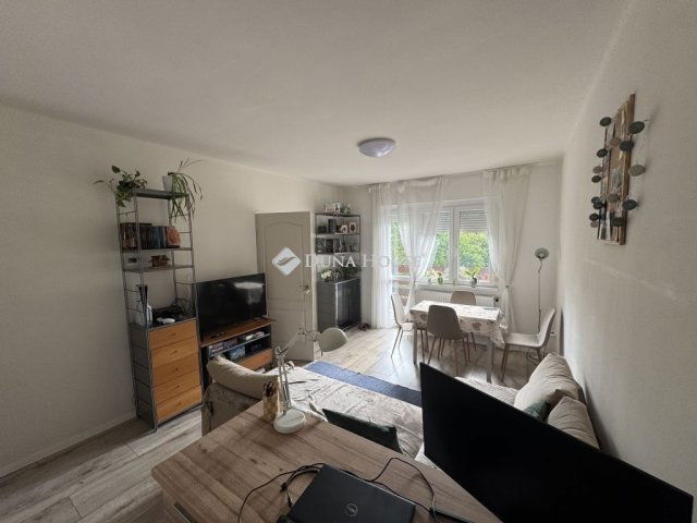 Eladó téglalakás, Budapesten, XII. kerületben 99 M Ft, 2 szobás