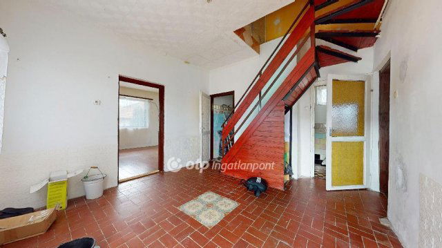Eladó családi ház, Encsen 6.6 M Ft, 2+2 szobás
