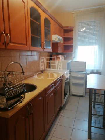 Eladó téglalakás, Zalaegerszegen 32.5 M Ft, 1+2 szobás