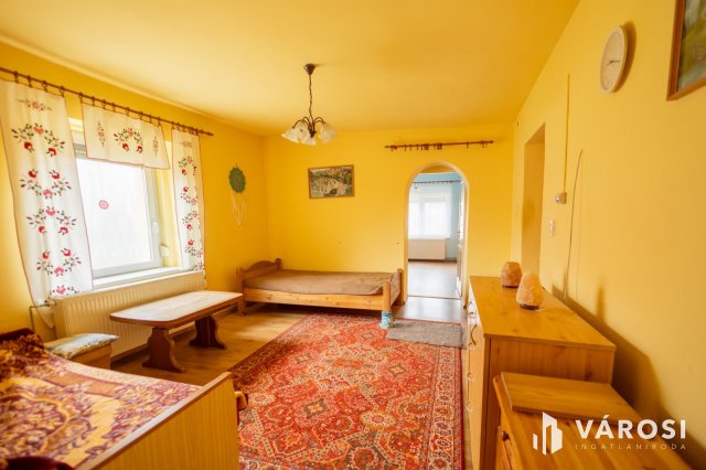 Eladó családi ház, Szegeden 69.9 M Ft, 3 szobás