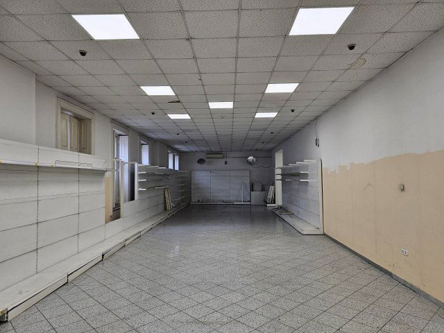 Eladó üzlethelyiség, Egerben 127 M Ft, 3 szobás