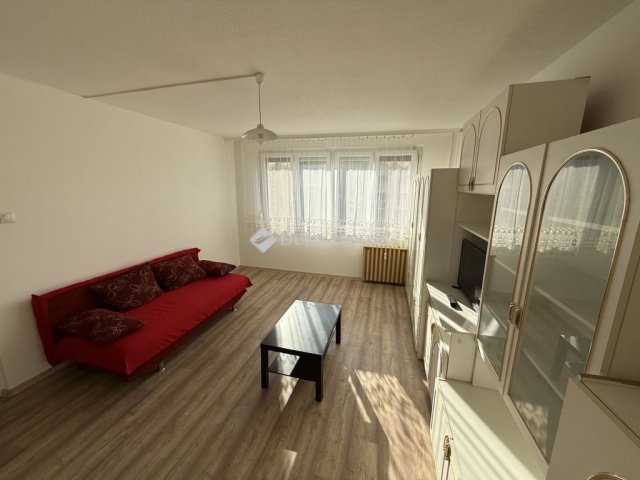Kiadó panellakás, albérlet, Kecskeméten 140 E Ft / hó, 2 szobás