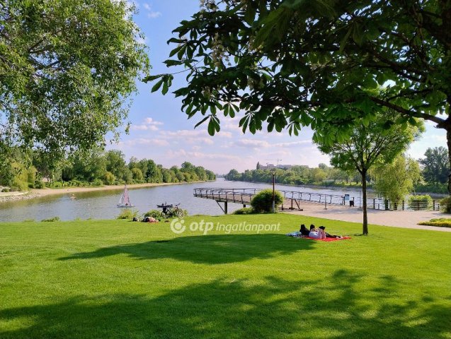 Eladó téglalakás, Budapesten, XI. kerületben 107.5 M Ft