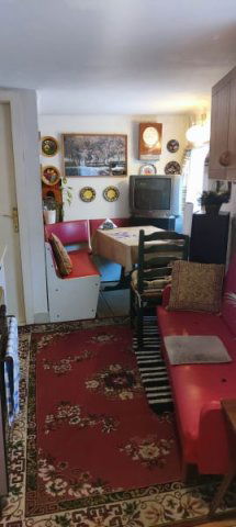 Eladó téglalakás, Szolnokon 37 M Ft, 3 szobás