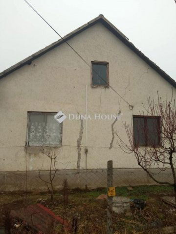 Eladó családi ház, Ricsén 3.4 M Ft, 3 szobás