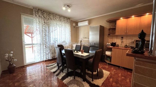 Eladó ikerház, Hajdúsámsonon 68.9 M Ft, 4 szobás