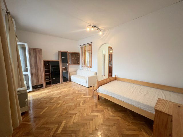 Kiadó téglalakás, albérlet, XIV. kerületben, Hermina úton