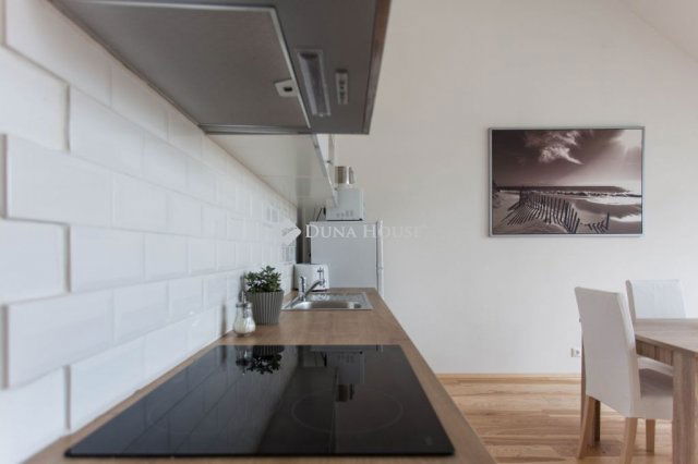 Eladó téglalakás, Budapesten, VII. kerületben 147.9 M Ft