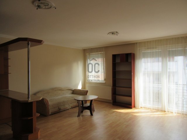 Kiadó téglalakás, albérlet, Debrecenben 200 E Ft / hó, 2 szobás