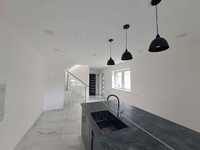 Eladó családi ház, Kéthelyen 104.99 M Ft, 3 szobás