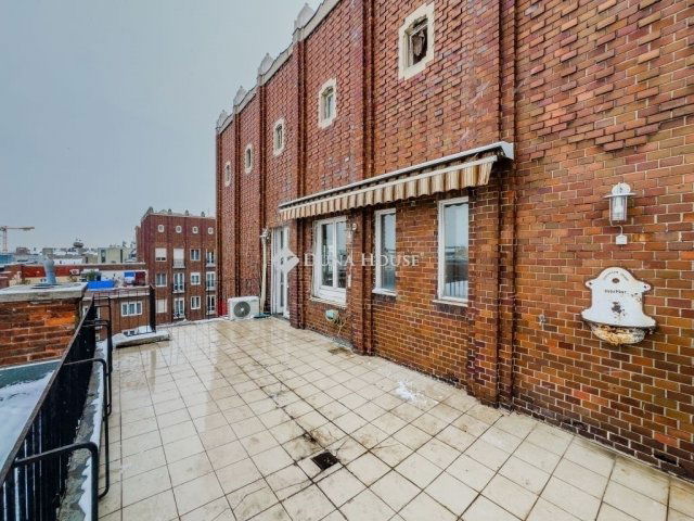 Eladó téglalakás, Budapesten, VII. kerületben 199.5 M Ft