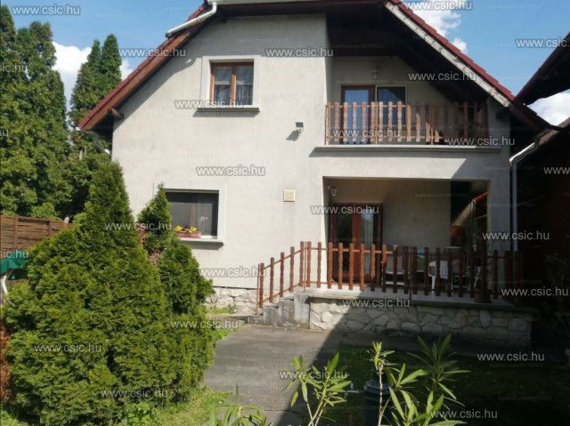 Eladó családi ház, Budapesten, III. kerületben 228.9 M Ft