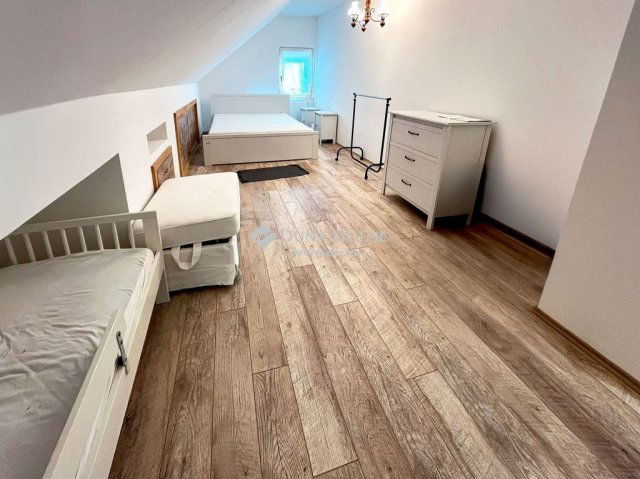 Eladó családi ház, Ádándon 98 M Ft, 5 szobás