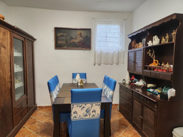 Eladó családi ház, Örkényen 34.5 M Ft, 2 szobás