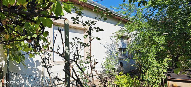 Eladó családi ház, Érden 80 M Ft, 3 szobás