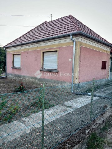 Eladó családi ház, Rábacsanakon 41.49 M Ft, 3 szobás