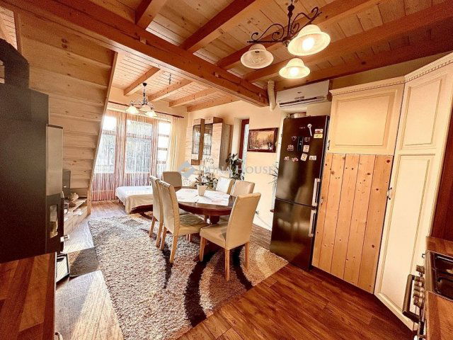 Eladó családi ház, Baján 74.99 M Ft, 5 szobás