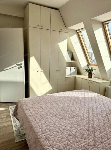 Eladó téglalakás, Kecskeméten 130 M Ft, 4 szobás