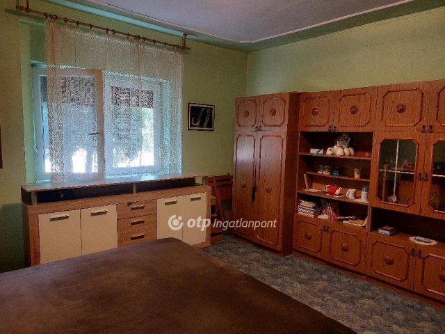 Eladó családi ház, Jászberényben 46 M Ft, 3 szobás