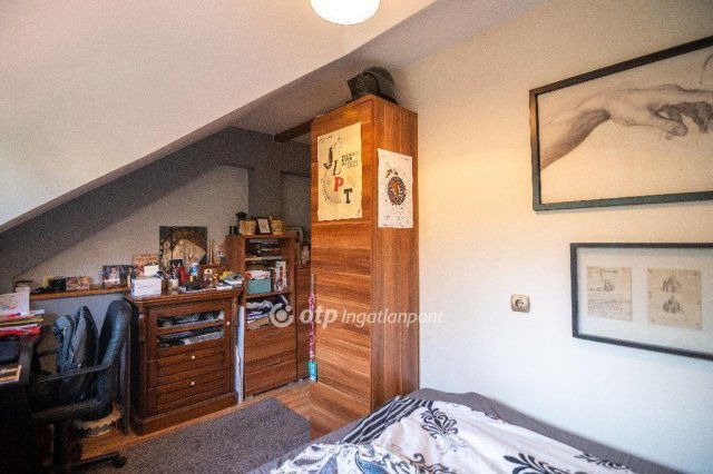 Eladó családi ház, Fóton 239.9 M Ft, 6 szobás