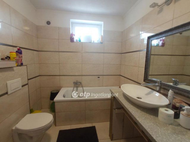 Eladó ikerház, Érden 113 M Ft, 5 szobás / költözzbe.hu