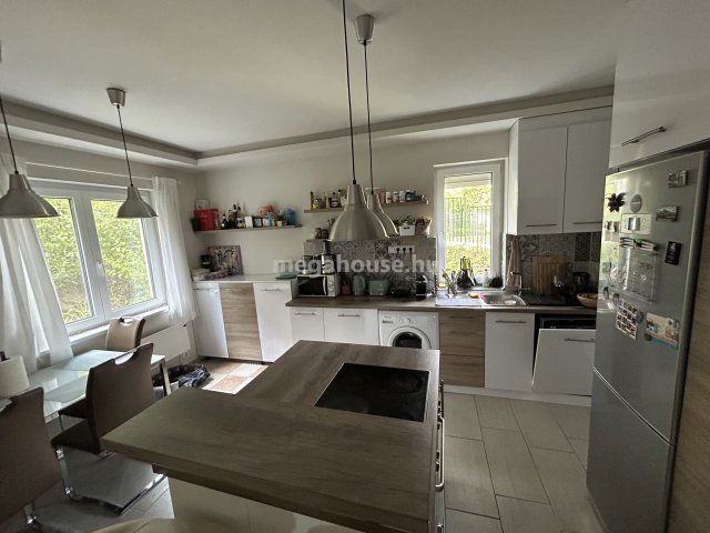 Kiadó téglalakás, albérlet, Budapesten, XII. kerületben