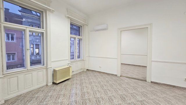 Kiadó téglalakás, albérlet, Miskolcon 260 E Ft / hó, 3 szobás