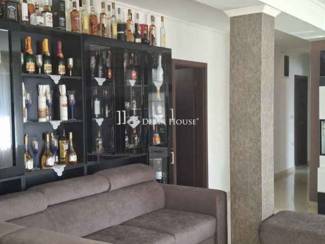 Eladó családi ház, Sényőn 65 M Ft, 4 szobás