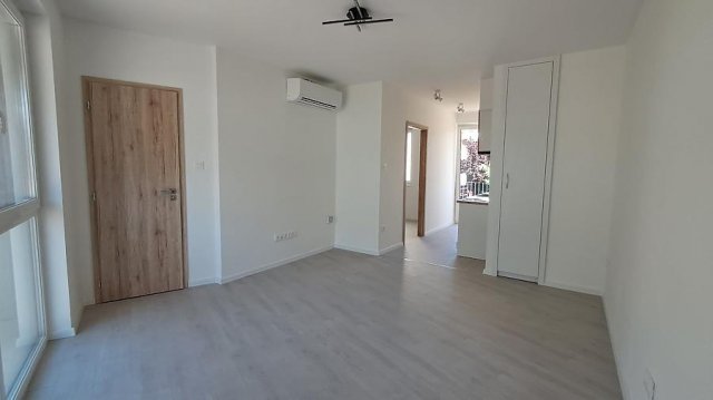 Kiadó téglalakás, albérlet, Budapesten, XV. kerületben