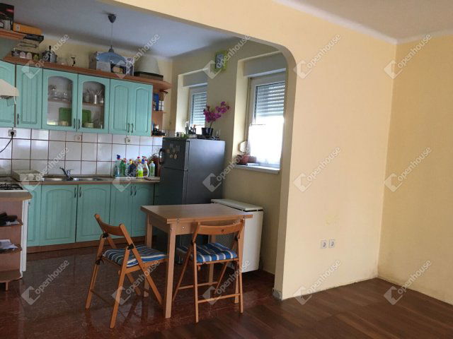 Kiadó téglalakás, albérlet, Győrött 160 E Ft / hó, 2 szobás